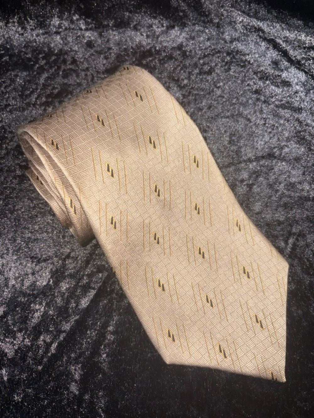 Graham & Lockwood London Silk Geometric Tie OS Gold Champagne Elegant Classic